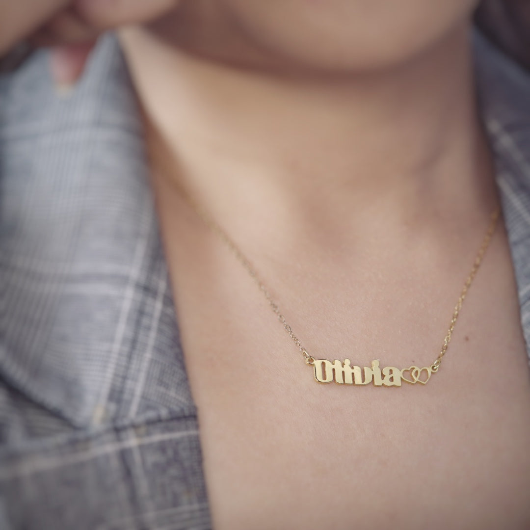 Olivia Style Name Necklace Silver