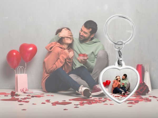 personalized love photo keychain BG