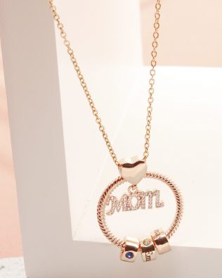 personalized super mom name necklace 3